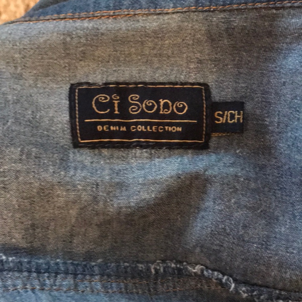 Size small denim button down - Picture 3 of 3